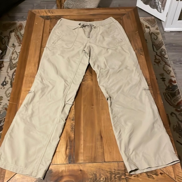 The North Face Pants - THE North Face Nylon Roll Up Pants Size 2